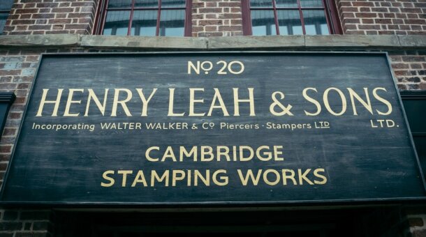 sign for henry leah & sons